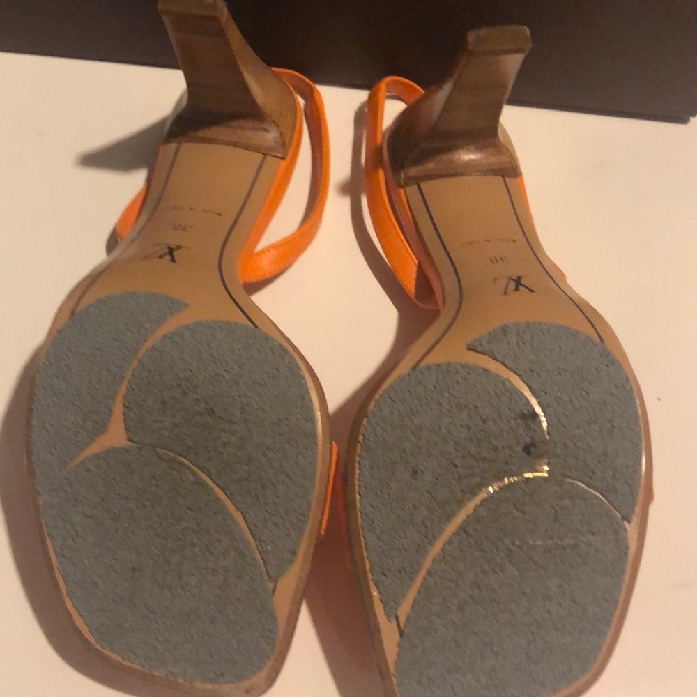 Louis Vuitton heels - Picture 5 of 8